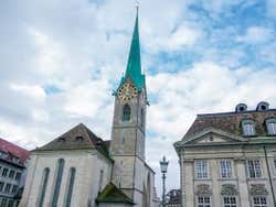 Igreja Fraumünster vista da rua